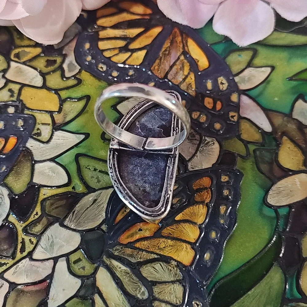 Lepidolite Gemstone Ring - Size 9 - Picture 4 of 8